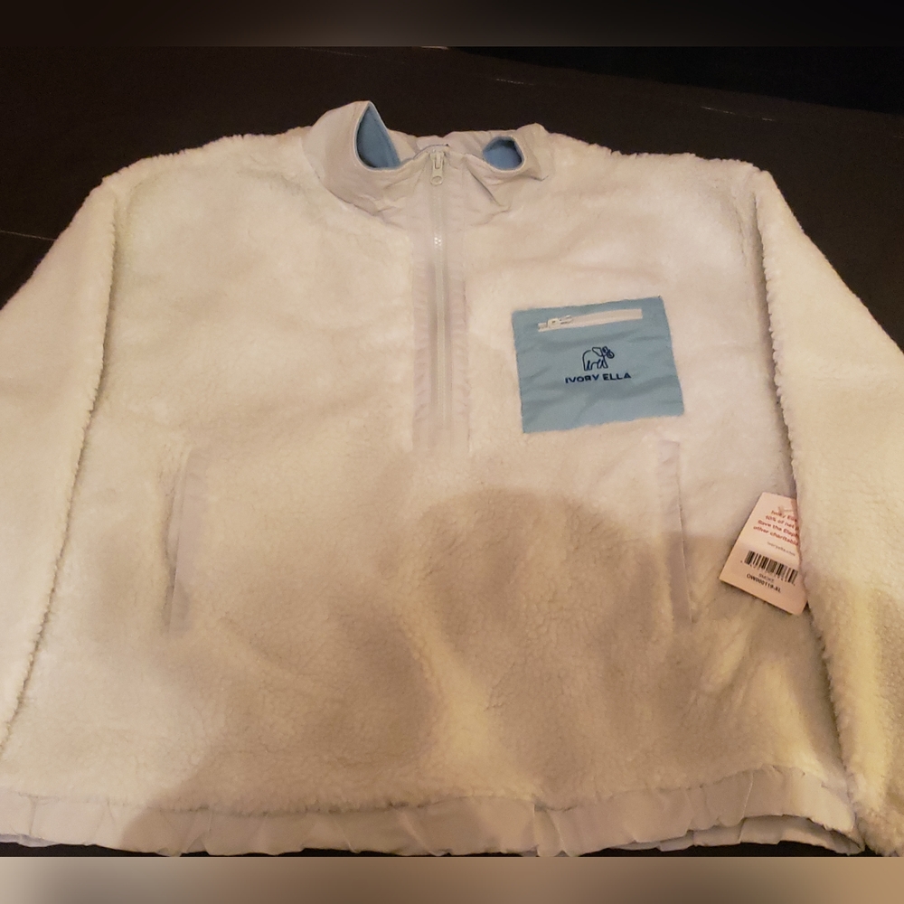 Ivory Ella's pullover